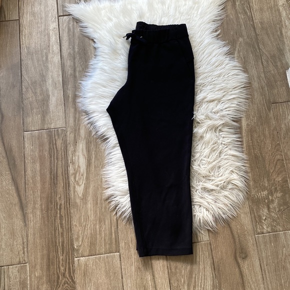 Lululemon cropped drawstring joggers - Picture 2 of 5